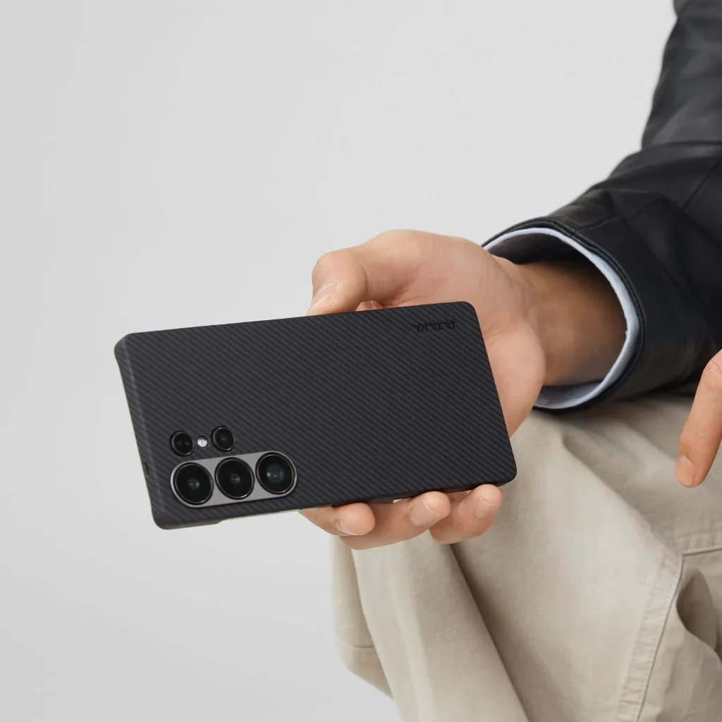 غطاء هاتف من ألياف الأراميد لسلسلة Samsung Galaxy S25 - Image 9